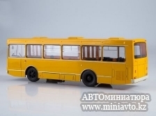Автоминиатюра модели - ЛАЗ-4202 Наши Автобусы MODIMIO