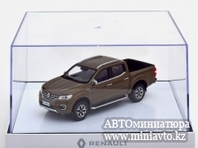 Автоминиатюра модели - Renault Alaskan 2017 brown-metallic Norev