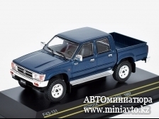 Автоминиатюра модели - Toyota Hilux SR5 1997 Blue North American Specifications First 43 Models