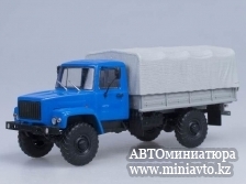 Автоминиатюра модели - ГАЗ-3308 4х4 (двигатель ЗМЗ-513) с тентом,синий/серый Автоистория