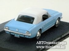 Автоминиатюра модели - Ford Mustang Convertible lightblue/white James Bond Thunderball Altaya 007 Collection