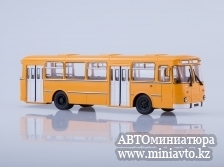 Автоминиатюра модели - Автобус городской ЛиАЗ-677М жёлтый Советский Автобус
