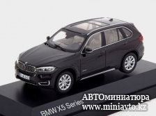 Автоминиатюра модели - BMW X5 F15 darkbrown-metallic Paragon Models 