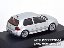 Автоминиатюра модели - VW Rabbit (Golf) 4 R32 2003 silver 1:43 Solido