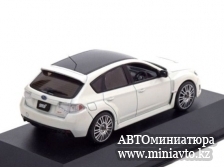 Автоминиатюра модели - Subaru Impreza WRX STI 2010 (Carbon Concept) White J-Collection 