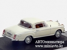 Автоминиатюра модели - Mercedes 220 SE Coupe 1959 white Vitesse 