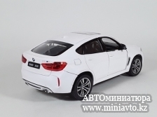 Автоминиатюра модели - BMW X6 M 2018 White 1:24 RASTAR