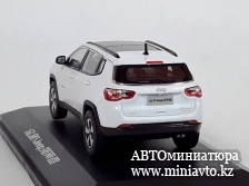 Автоминиатюра модели - Jeep Compass White 1:43 China Promo Models