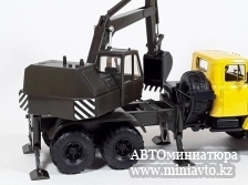 Автоминиатюра модели - КРАЗ 6322 ЭОВ-4422 Экскаватор, Жёлтый/хаки Наш Автопром
