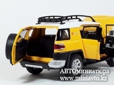 Автоминиатюра модели - Toyota FJ Cruiser yellow 1:24 CPM junior series