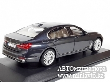 Автоминиатюра модели - BMW 750li DARK Grey 1:18 i-Scale