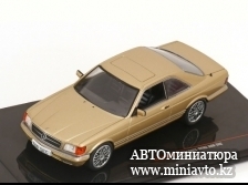 Автоминиатюра модели - Mercedes 560 SEC C126 Coupe 1981 golden 1:43 Ixo