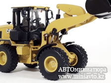 Автоминиатюра модели - Caterpillar Cat 930 Wheel Loader 1:50 Diecast Masters