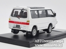 Автоминиатюра модели - Mitsubishi Delica Star Wagon 4WD III white 1:43 Sunyork Model