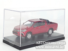 Автоминиатюра модели - Toyota Hilux MK6 Pick Up Truck Red 1:64 Ebbro 