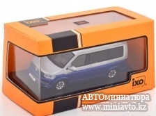 Автоминиатюра модели - VW T6 Multivan 2017 bluemetallic/silver Ixo 