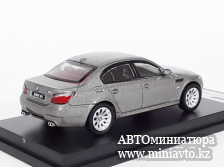 Автоминиатюра модели - BMW E60 M5 grey 1:64 Shadow