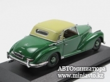 Автоминиатюра модели - Mercedes-Benz 300 S Cabriolet Softtop grün 1951 Minichamps