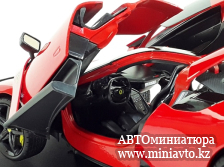 Автоминиатюра модели - Ferrari F80 red 2024 1:18 Bburago
