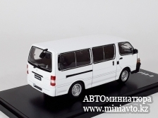 Автоминиатюра модели - Toyota Hiace 1989  White 1:43 Sunyork Model