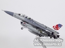 Автоминиатюра модели - Lockheed F-16D Fighting Falcon D block-50/52 Singapore Air Force 1:72 China Promo Models