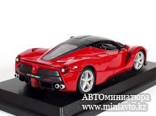 Автоминиатюра модели - Ferrari LaFerrari 2013 red / black 1:24 Bburago