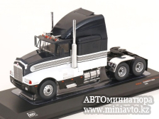 Автоминиатюра модели - Kenworth T600 A black/white 1986 1:43 IXO