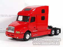 Автоминиатюра модели - VOLVO 770 Red 1:43 Eligor