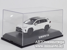 Автоминиатюра модели - Toyota RAV4 2020 White 1:43 China Promo Models