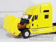 Автоминиатюра модели - Kenworth T2000 Yellow 1:43 Eligor