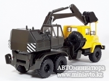Автоминиатюра модели - КРАЗ 6322 ЭОВ-4422 Экскаватор, Жёлтый/хаки Наш Автопром