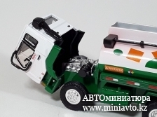Автоминиатюра модели - Nissan Diesel UD  OIL Tnker 1:50 CPM junior series