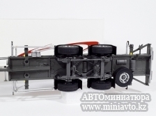 Автоминиатюра модели - VOLVO Central Axle Trailer White 1:43 MOTORART