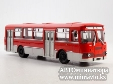 Автоминиатюра модели - ЛиАЗ-677М краснобелый Советский Автобус