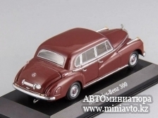 Автоминиатюра модели - MERCEDES-BENZ 300 (1951) dark red Maxichamps