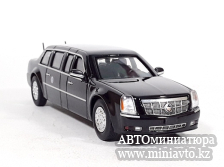 Автоминиатюра модели - Cadillac Beast II Limousine Black 1:64 596