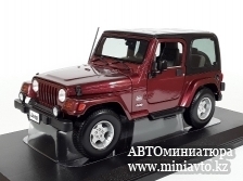 Автоминиатюра модели - Jeep Wrangler Sahara бордо 1:18 Maisto