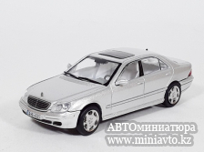 Автоминиатюра модели - Mercedes S-Class W220 1998 silver 1:64 Tarmac Works