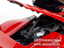 Автоминиатюра модели - Ferrari F80 red 2024 1:18 Bburago
