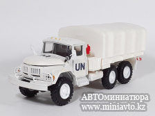 Автоминиатюра модели - ЗиЛ 131 борт/тент ООН белый 1:43 Элекон