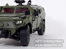 Автоминиатюра модели - Dong feng warrior 3 Generation CSK181 1:18 CPM junior series