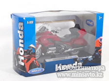 Автоминиатюра модели - HONDA  GOLD WING 2020 red 1:18 Welly 