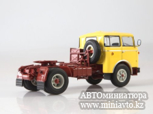 Автоминиатюра модели - Skoda-706 MTTN  бежевый / коричневый Автоистория