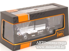 Автоминиатюра модели - Kenworth T600 A black/white 1986 1:43 IXO