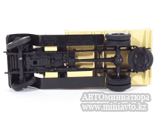 Автоминиатюра модели - ЯГ-5Д (Я-5Д) "Коджу", дизельный  1:43 Ultra Models