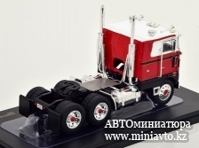Автоминиатюра модели - Peterbilt 352 Pacemaker towing vehicle 1979 red/black/white  Ixo