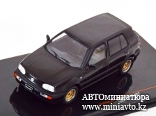 Автоминиатюра модели - VW Golf III customs 1993 black 1:43 IXO