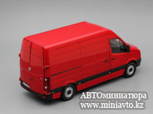 Автоминиатюра модели - VOLKSWAGEN Crafter Van, red 1:24 Cararama