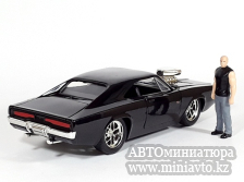 Автоминиатюра модели - Dodge Charger R/T Dom Figure Fast & Furious Jada Toys 1:24
