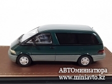 Автоминиатюра модели - TOYOTA PREVIA  1994 green 1:43 GLM
